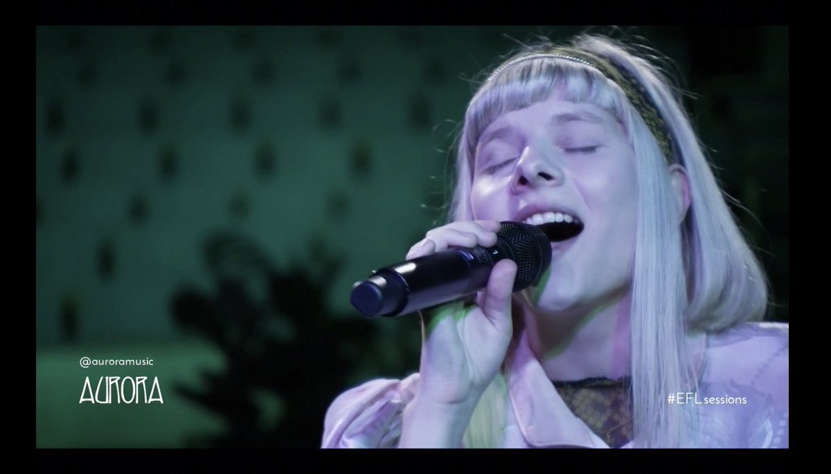 auroramusicnz's tweet photo. and if i listen, will my mouth be filled with fire
will i laugh or will i cry
@AURORAmusic #EFLsessions https://t.co/qWudUxvk0X