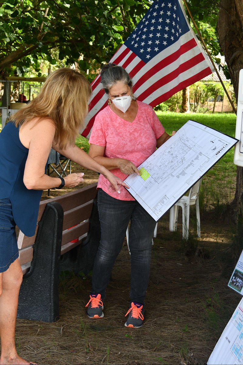 KarenMarcus16's tweet photo. Karen Marcus has always listened and supported Pleasant Ridge with their issues and will continue to be there for this community in the future.
#VoteKarenMarcus2020 #VoteAugust18th #PastPresentFurture
#PleasantRidge https://t.co/0jBWnJoFox