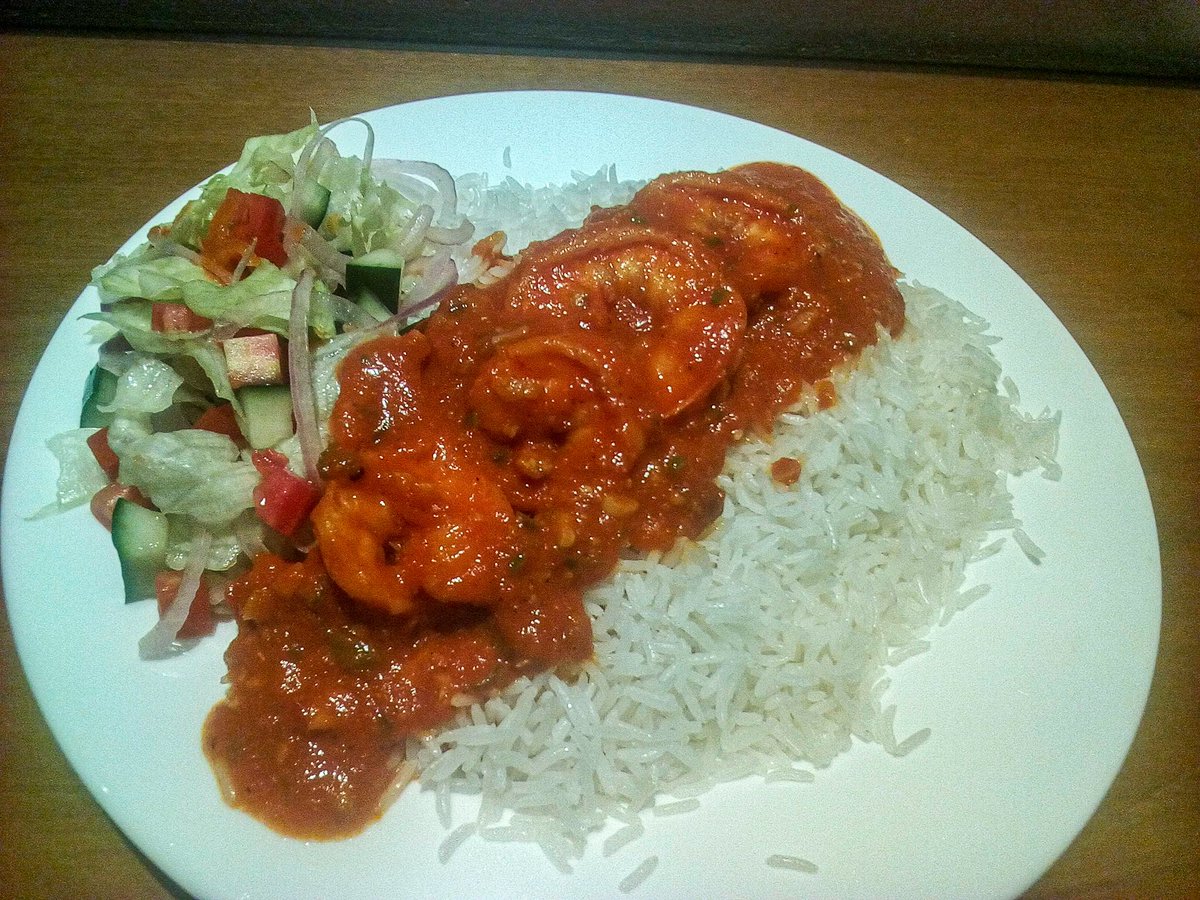 ChefMaliha's tweet photo. YOU GOTTA TRY THIS FINGER LICKING PRAWN MASALA !!! #cooking_classes available! https://t.co/z8ECnRBA2N