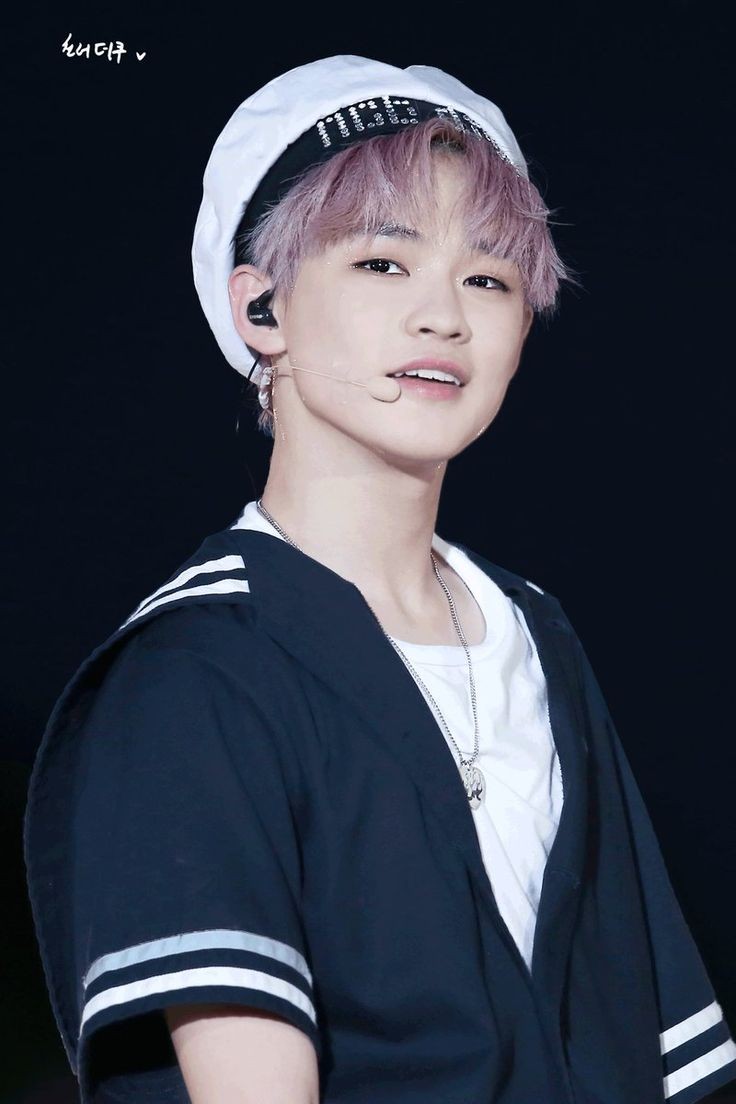 renhauls's tweet photo. how many times do we have to tell sm to do something to protect their artists??? this is seriously getting out of hand and chenle's still considered young despite being in legal age to experience all of these insane acts! #PROTECTCHENLE https://t.co/33CszSwtJy