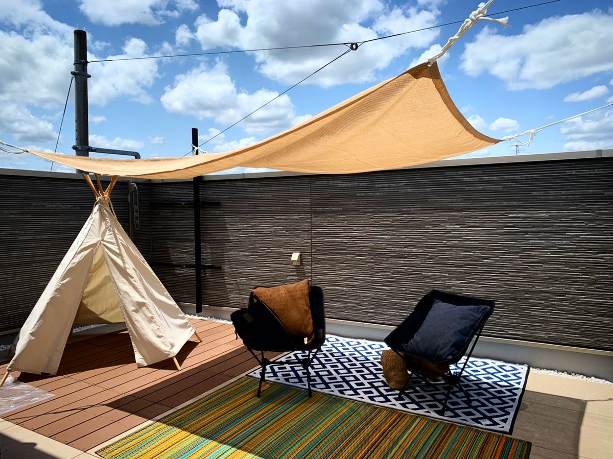 屋上庭園のある家