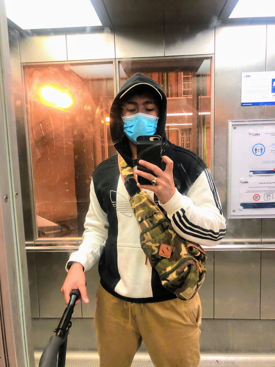 niveksaibot's tweet photo. #ninjamode 
#newnormal 🤷🏻‍♂️😷
#hamburg 🇩🇪 https://t.co/jM3aPqNfzi