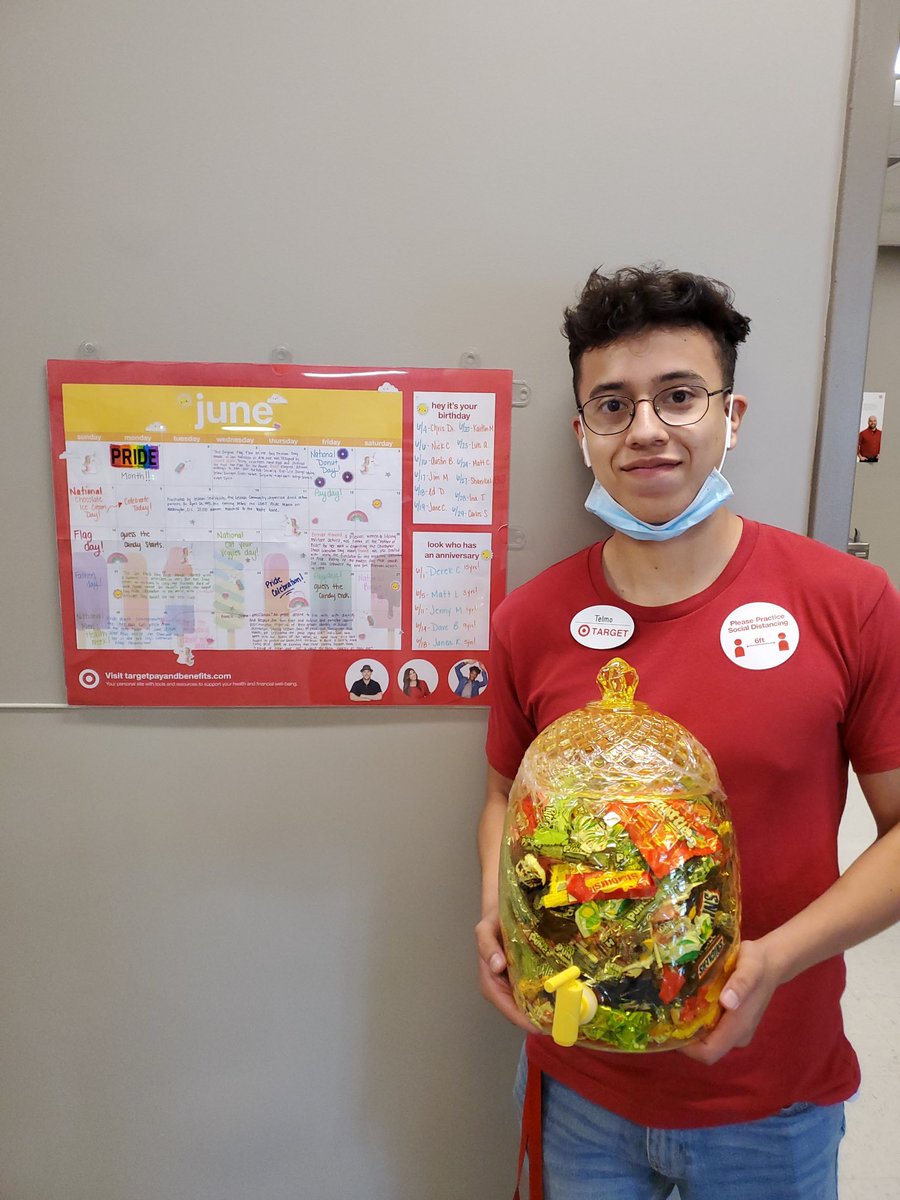 OpheliaAtTarget tweet media