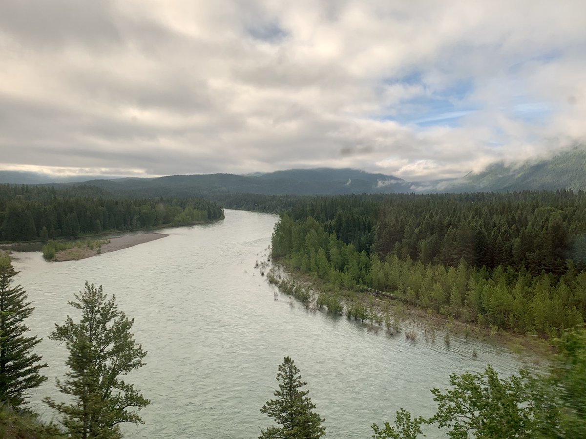 21/ Monday, June 22. We made the Empire Builder with 4 whole minutes to spare (it was on time, and I expected a delay). The first 90 minutes was an absurdly scenic trip through mountain valleys, followed by about another 30-40 minutes of distant snow-topped mountains.