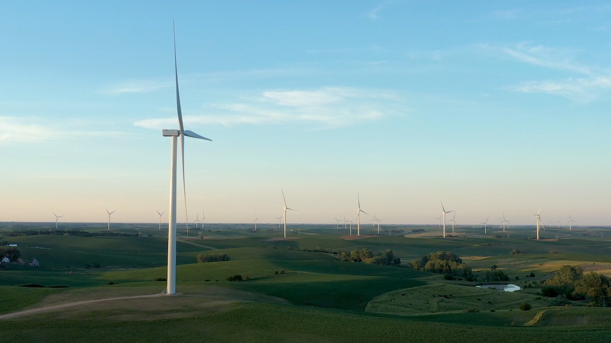 .<a href="/OrstedUS/">Ørsted U.S.</a> has completed the 230 MW Plum Creek #windfarm in Wayne County, Nebraska. Made up of 82 GE 2.8-127 turbines, it builds on our long-standing partnership with Orsted in bringing more than 2.5 GW of onshore wind into operation by the end of 2020 renew.ge/2YQiNDA