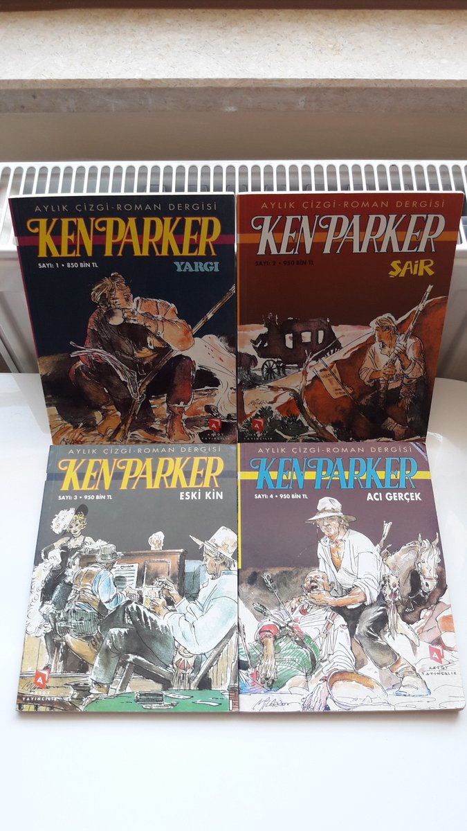 yavuz_cobanoglu's tweet image. Malum gündem yoğun, bende de zaman hep olduğu gibi kısıtlı... Yine de şu takımı araya sıkıştırdım ya, nefes aldım, kendime geldim resmen... Kanun, adalet, idam vb. kavramlarının işlendiği hikâyeler felsefi metin gibiydi... #KenParker #comic #comics #ComicsForEveryone #çizgiroman