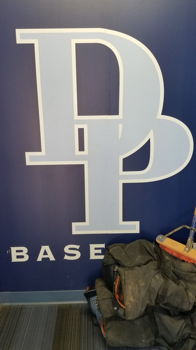 dphsbaseball's tweet photo. Patiently waiting...😷⌚⚾️#DpBaseball #Dontrebuildjustreload https://t.co/qASv6LphRz