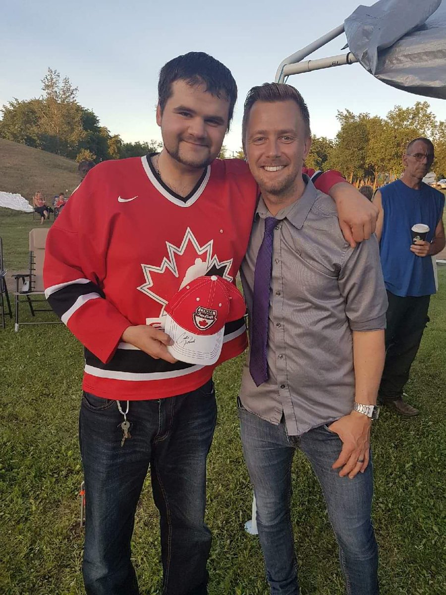 edwinpierrot13's tweet photo. Cant believe this Has been 3 years ago now, but its was still an honor to meet you @codieprevost, hope you have a Great and Blessed Canada With your Family. Happy Canada Day Codie.
#HappyCanadaDay #CanadaDay #CanadaDay #codieprevost https://t.co/Po7FGsNoDD