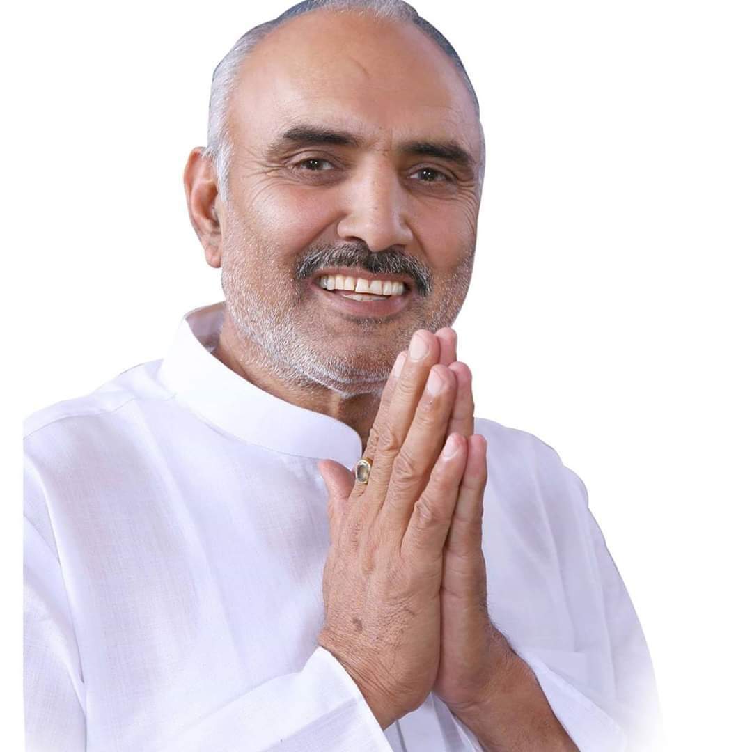 RenuBhalla8's tweet image. हमारे आदरणीय  Azad Singh जी को 2 जुलाई 2020 जन्मदिवस की हार्दिक बधाई एवं बहुत बहुत शुभकामनाये | ईश्वर से आपकी लम्बी आयु एवं सदेव उत्तम स्वास्थ्य के लिए प्रार्थना 🙏💐
#AzadSingh
#renubhalla