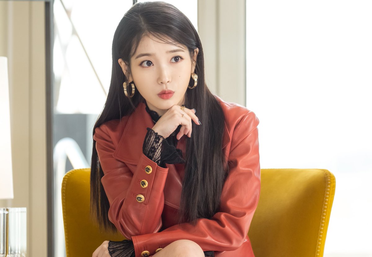 In the search for the best Jang Manwol outfit pt. 3 (episodes 3-6)  #HotelDelLuna