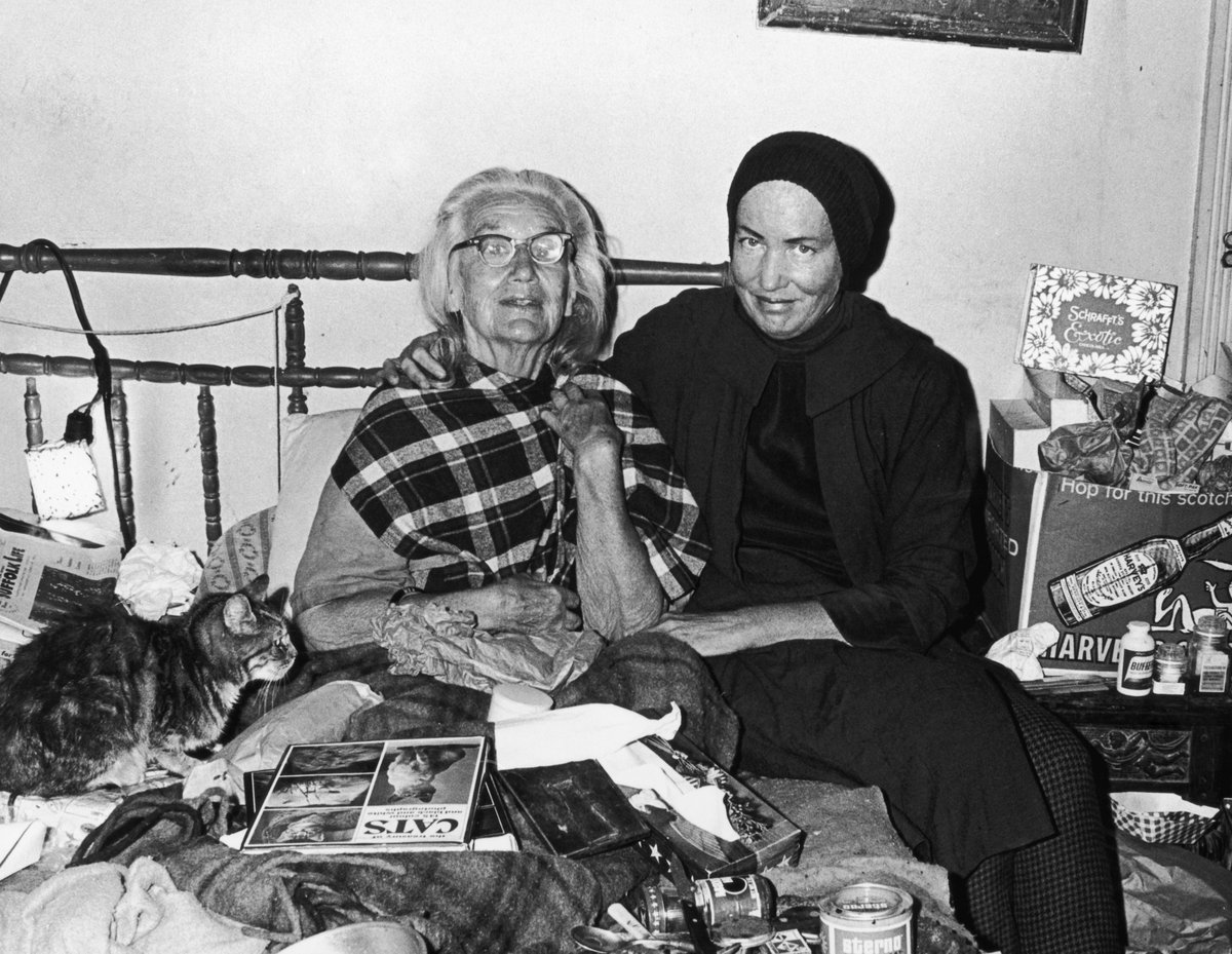 GREY GARDENS - Qui sont Big Eddie et Little Eddie, les habitantes de Grey Gardens ?  Ecoutez la réponse de notre invitée <a href="/stephaniedesh/">stephanie des horts</a> <a href="/AlbinMichel/">Albin Michel</a> 
Pour écouter le direct, rendez-vous ici rtl.fr/direct