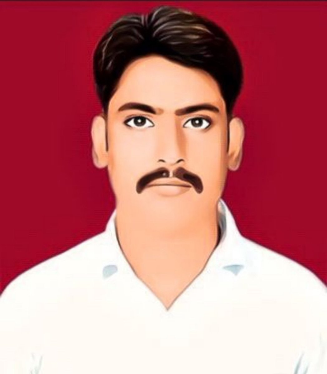 Avinash06239396's tweet image. तेरी इस शिकस्त की असल मे जद कंहा तक है
मेरे ही घर में मुझे बता रहा&quot;सरहद&quot; कंहा तक है

तू &quot;मौत&quot; तक जुल्म कर मुझ पर यंही खड़ा हूँ
मुझे देखना है तेरे &quot;जुल्म&quot; की हद कंहा तक है

तू हर रोज गिर रहा है मेरी &quot;नजरो&quot; से जर्रा जर्रा
देखूंगा तेरे &quot;गिरने&quot; की &quot;आदत&quot; कँहा तक है!!
#Avinashsingh