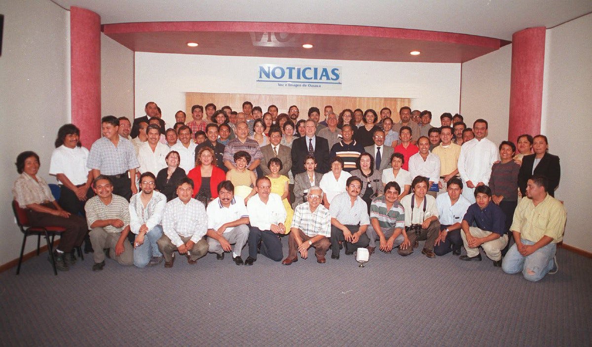 Cuarenta y cuatro años de dar voz a #Oaxaca <a href="/nvinoticiasoax/">Noticias Oaxaca NVI</a> nvinoticias.com/nota/151595/di… <a href="/EricelGN/">Ericel Gómez N</a>   <a href="/angie13angie13/">Angeles Velasco</a> <a href="/Tomas7J/">Tomás Martínez J.</a> <a href="/vihuvillanueva/">Víctor H Villanueva</a> <a href="/sesmah/">Humberto Sesma Vázquez</a> <a href="/rosyramales/">rosy ramales</a> <a href="/ArmandoContCast/">ARMANDO CONTRERAS CASTILLO</a> <a href="/SusanaHarp/">Susana Harp Iturribarría</a> <a href="/ConyRuedaG/">Cony Rueda 🇲🇽</a> <a href="/iporflores70/">Porfirio Flores</a> <a href="/DEELAYUUK/">Adelfo Regino Montes</a> <a href="/Citlali_Lopez_/">Citla</a> <a href="/Eltiotonysoy/">El Tío Tony Soy</a> <a href="/Pedro_Paramo_R/">Pedro Páramo</a> @aceloruiz