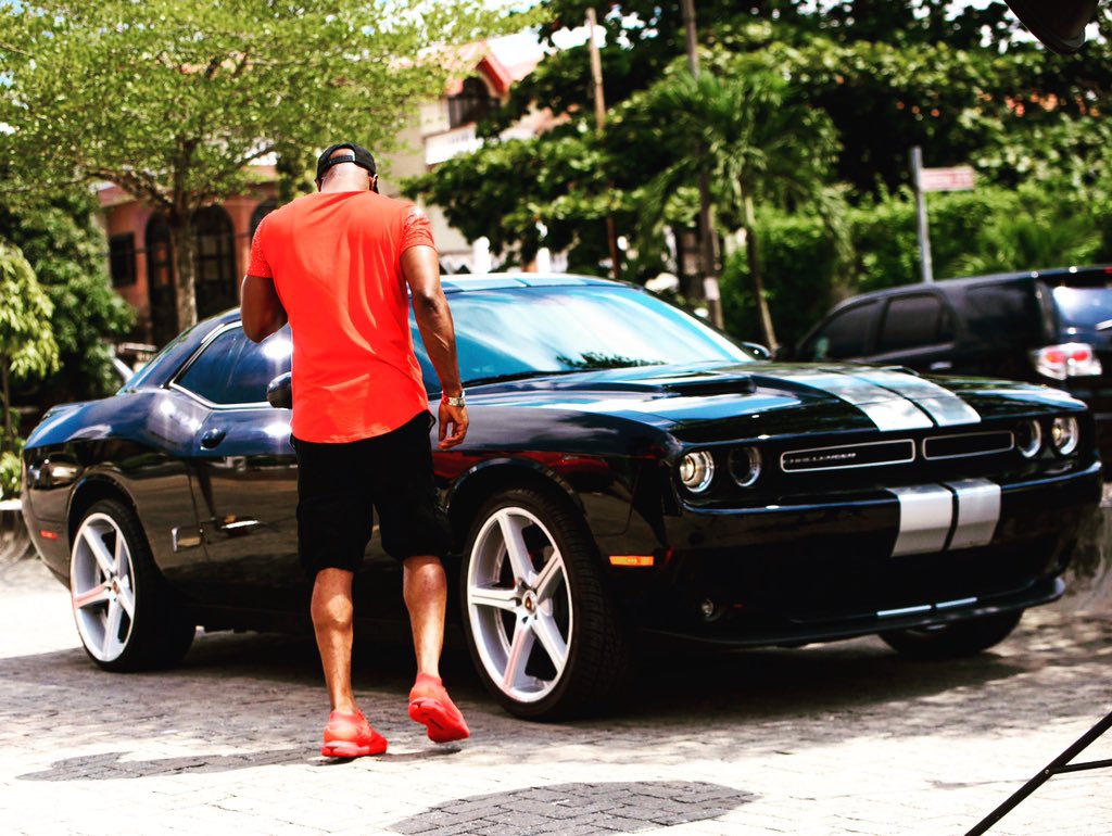 PeterPsquare's tweet photo. Knowing when to walk away is WISDOM.
Being able to is COURAG.
Walk away, with your head held high is DIGNITY.
#TheProdiga https://t.co/Qmvghjw7zK