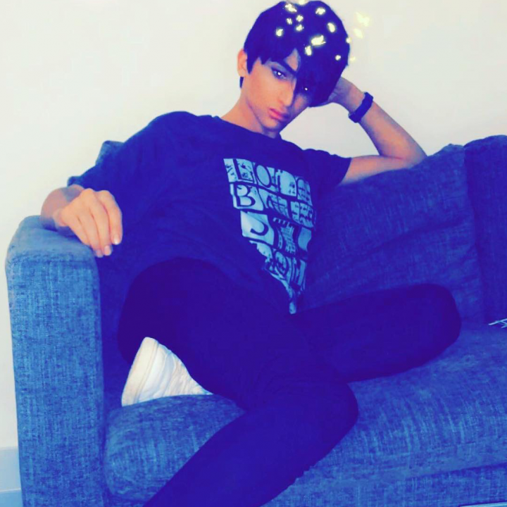 تعالوا انضموا الي #BIGOLIVE  bigo.tv/sid/2488618112…