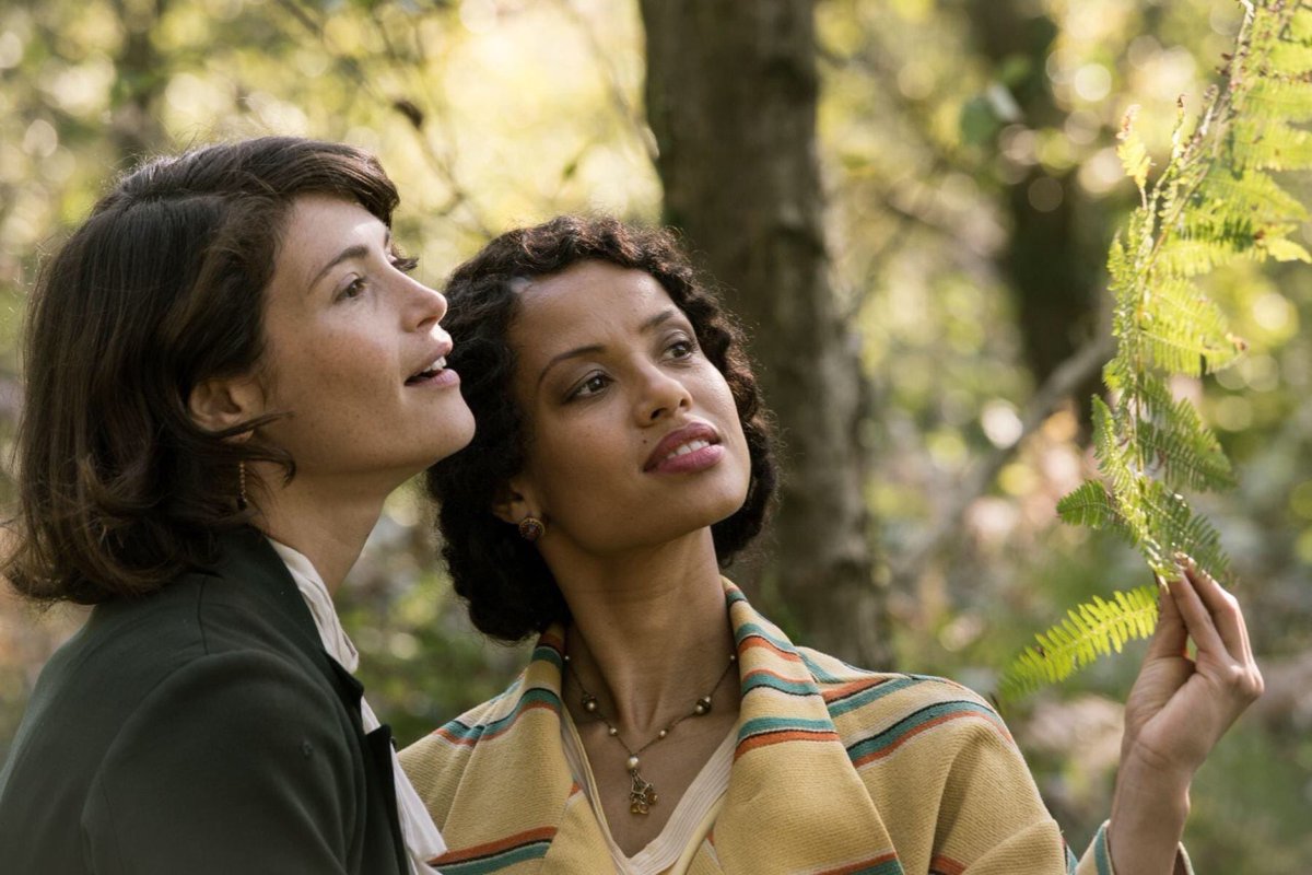 women_direct's tweet photo. Gugu Mbatha-Raw and Gemma Arterton playing girlfriends in Jessica Swale's upcoming film Summerland. https://t.co/I5YeSV7zS1