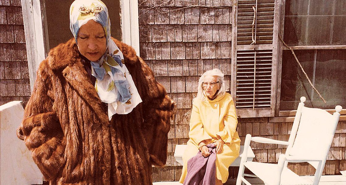 GREY GARDENS - Comment Peter Beard décide-t-il de faire un documentaire sur Grey Gardens ?  Ecoutez la réponse de notre invitée <a href="/stephaniedesh/">stephanie des horts</a> <a href="/AlbinMichel/">Albin Michel</a> 
Pour écouter le direct, rendez-vous ici rtl.fr/direct