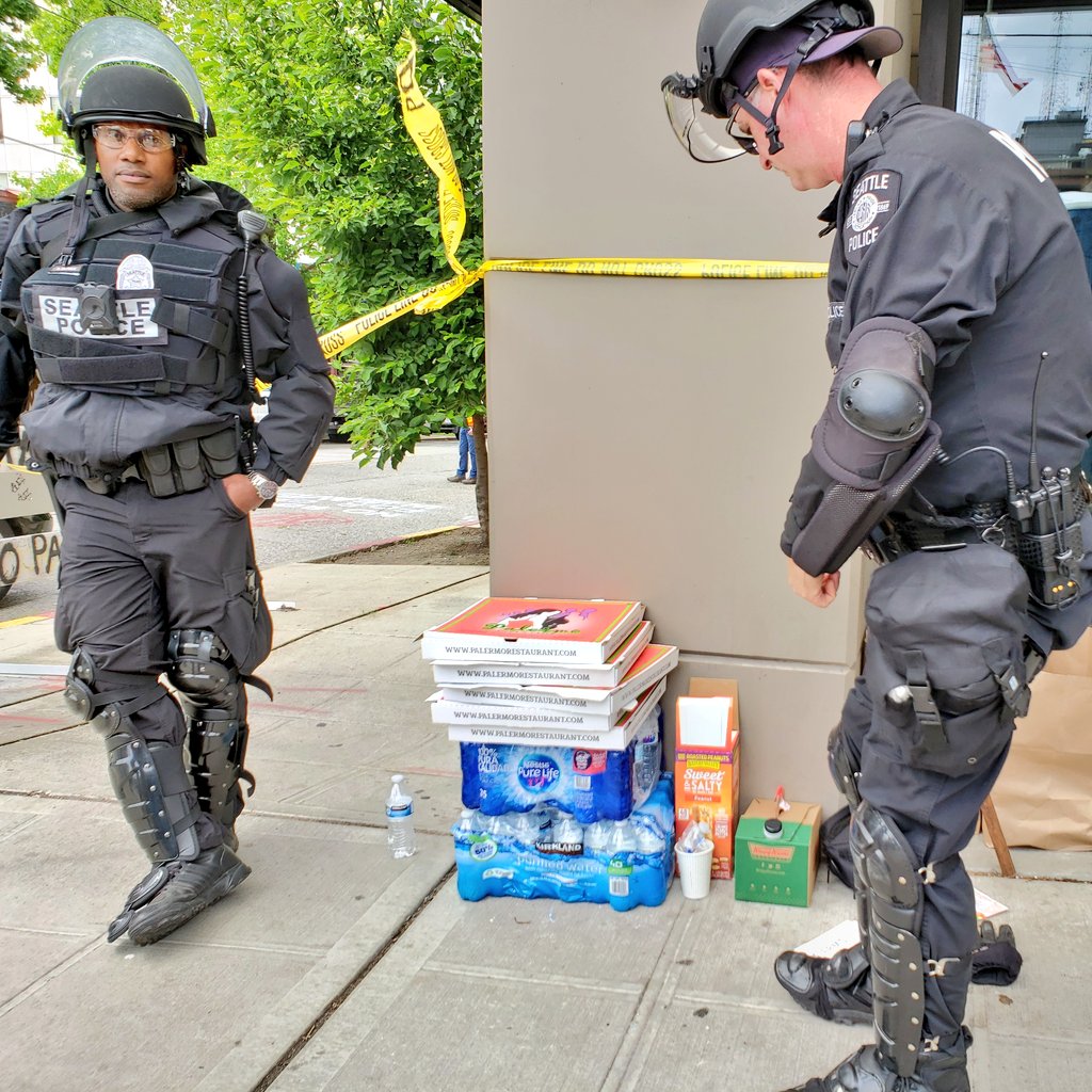 Seattle PD Assistant Chief Steve Hirjak says a Capitol Hill resident gave him flowers to give to Chief Carmen Best. Officers say a lot of food and coffee has been dropped off in thanks.  #seattleprotest &ndash; bei  The Cuff Complex