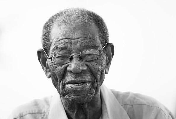 ppushp7's tweet image. Last of three W's passes away.
R.I.P @windiescricket #Cricket Everton #weekes still holds the record of five consecutive centuries in test cricket. @gulu1959 @ICC @bhogleharsha @bbctms