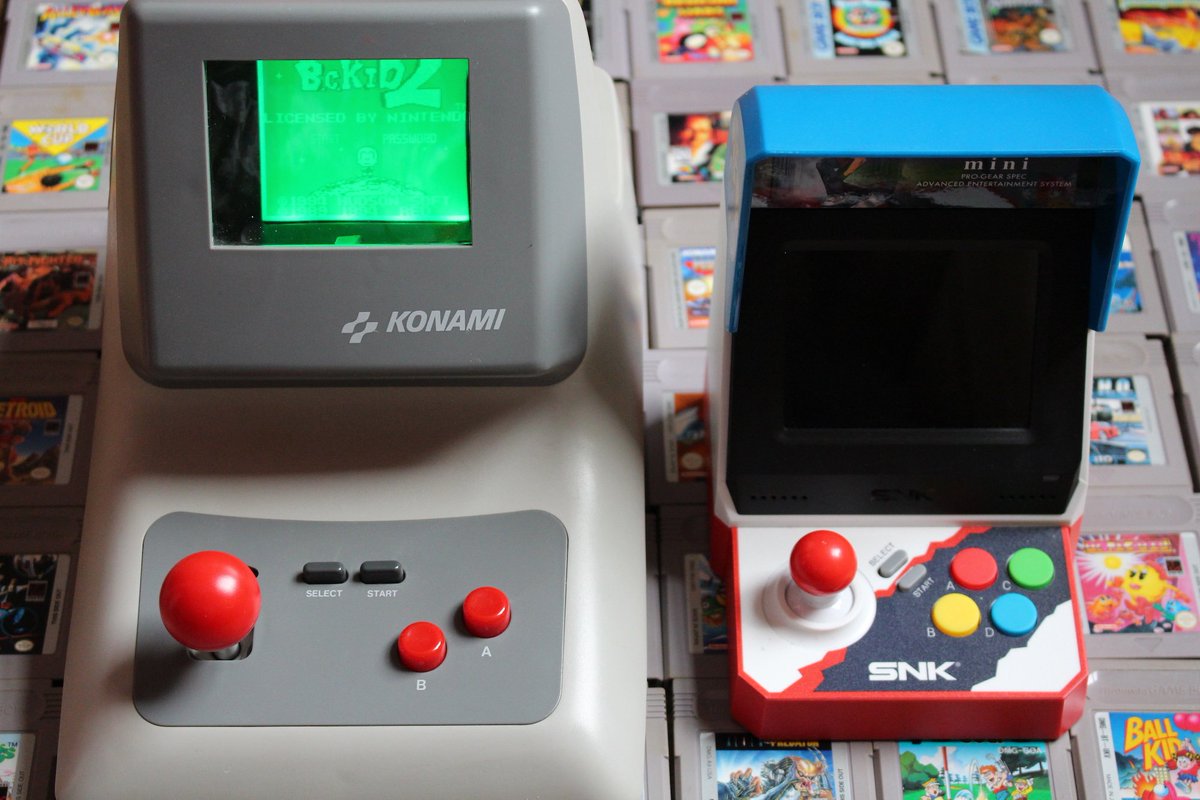 Switchfighter2's tweet photo. "Konami Hyperboy"
he is the grandgrandfather of "Switch Fighter"😅

@GameBoyle @NinSwitchIntel #Switch #Nintendo #nintendodirect #hyperboy #KONAMI #Gameboys #GB @GBAgreenMaRio5 @gbgamer @gbgame7 @game_watch @gbgamer @GBgame_Bazooka @GBGamerz @1gbgame @gbfame3o65 #switchfighter https://t.co/AQ0DHeMAI2