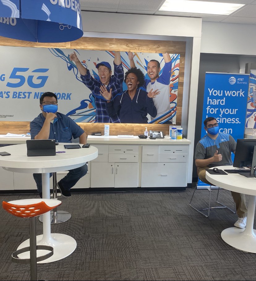Robert and Liem in our Holland store doing some top-down and benefits based sales practice!💥July is going to be a great month! Thanks for welcoming me into your store! #ARSMfortheday <a href="/EthanMacGLM/">Ethan MacDonald</a> @AlexisBatesGLM <a href="/Jason_Ziemba/">Jason Ziemba</a> <a href="/GreaterLakesMkt/">Greater Lakes Market 🌊</a> <a href="/DemetrusHayes1/">Demetrus Hayes</a> <a href="/TomMonahan10/">Tom Monahan</a>