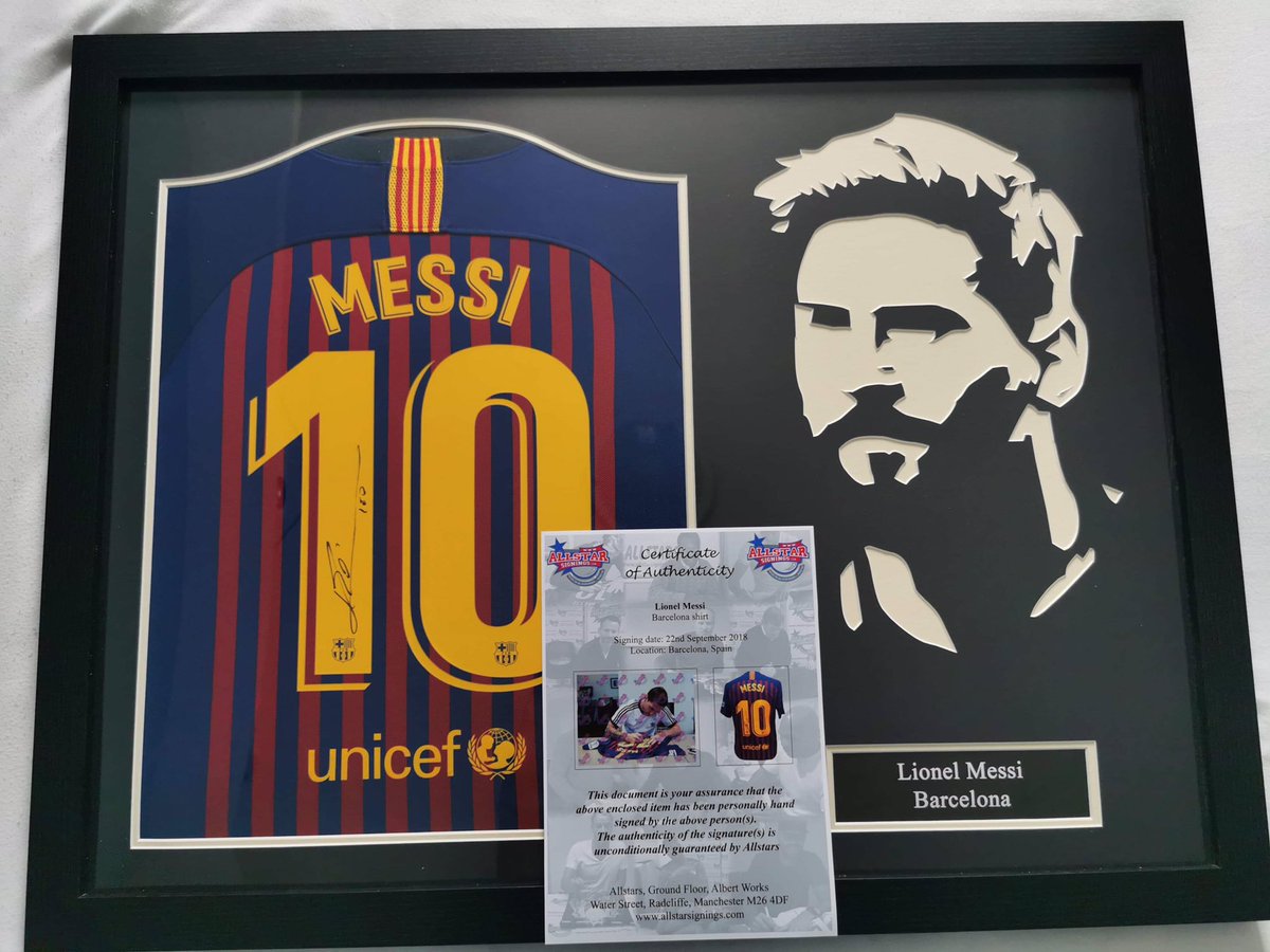 Raffle 2 🎟 
Lionel Messi 🤩

This months star prize is this signed and framed Lionel Messi official Barcelona jersey.  

The winner wins the jersey and a £50 voucher from Direct Soccer for their club.

Head over to sportingraffles.co.uk to buy your ticket!

Best of Luck ⚽️