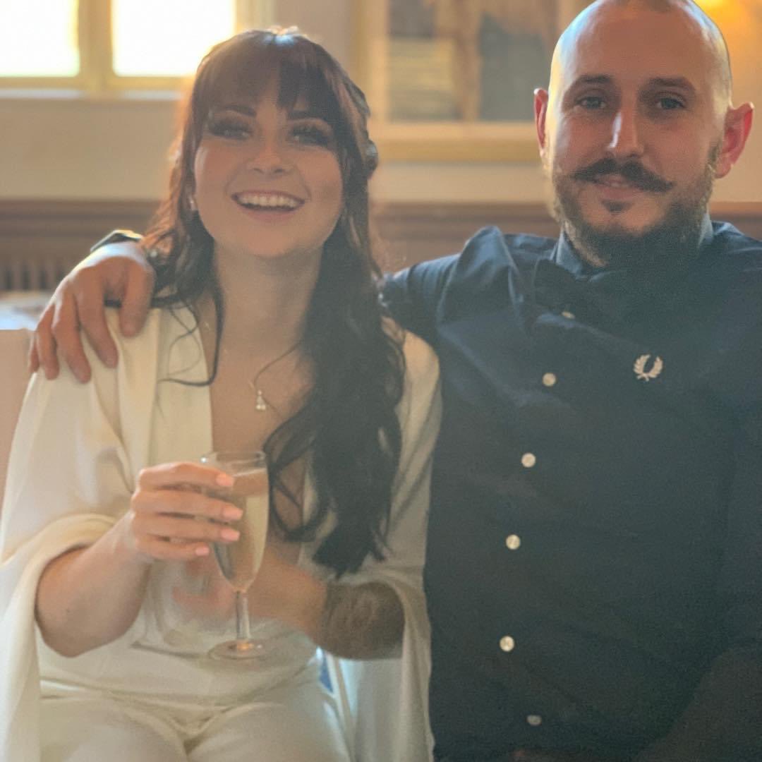 AFC_GLEN's tweet photo. My beautiful sister Tiffani-lesley needs a kidney, she’s one of the strongest people I know &amp; now a fabulous mum to her daughter. Let’s help her find a match. ❤️

Blood group - O Positive 

#Kidney 
#OPositive 
#LittleRockArkansas 

Please share this far and wide 🤞🏻🙏🏼 https://t.co/oxHcsouDWu