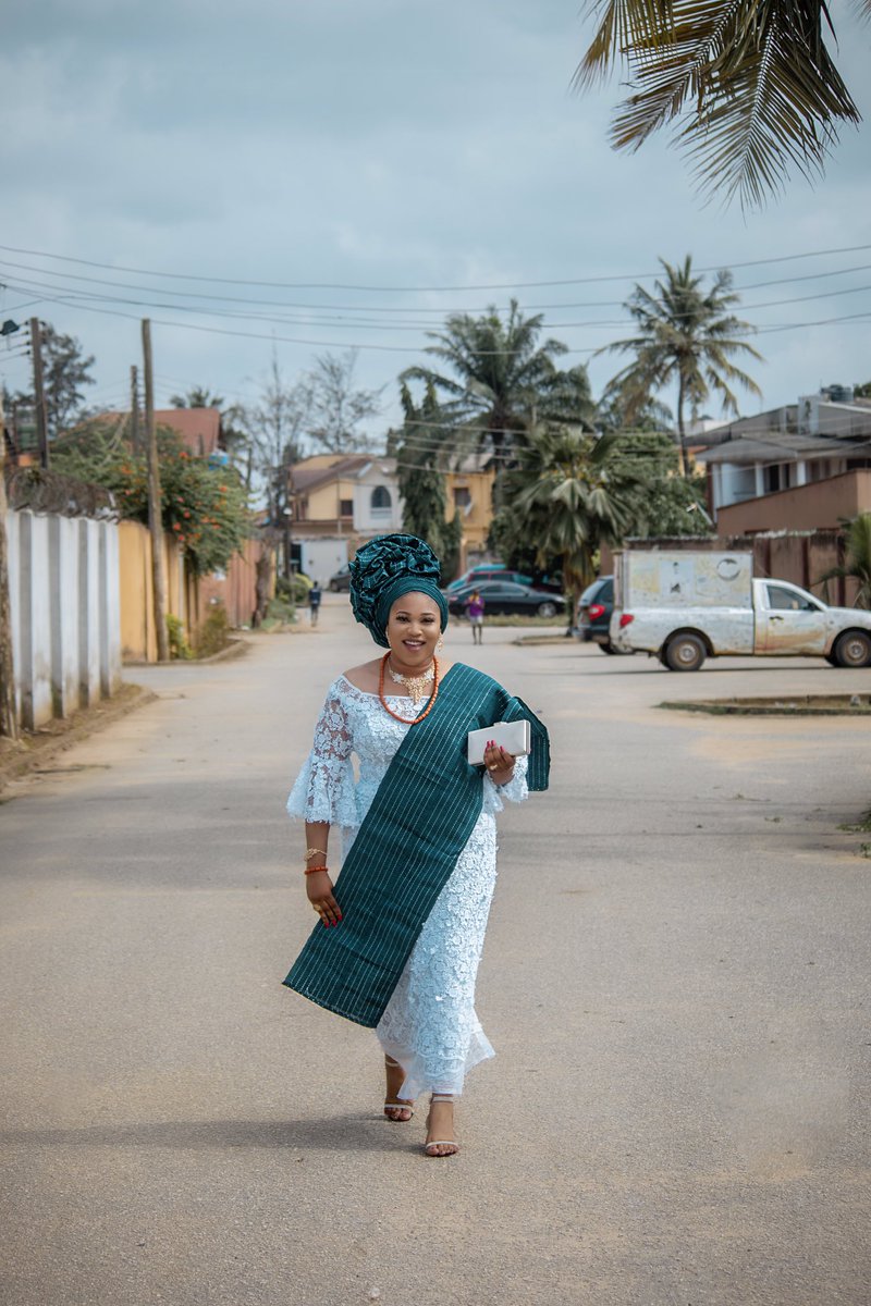 kliqstudioz's tweet photo. Happy Birthday
#kliqstudioz📷📷
.
.
Gele- @enny_gele
#Birthdayshoot #YorubaStyle https://t.co/nvp1gOi79v