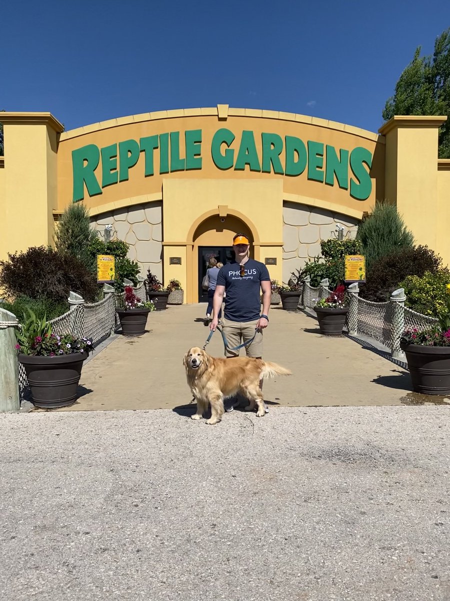 Billyhottakes's tweet image. This is the largest reptile collection in the world started in 1937. This is the main reason I came to this part of South Dakota. Also this is Arrow.