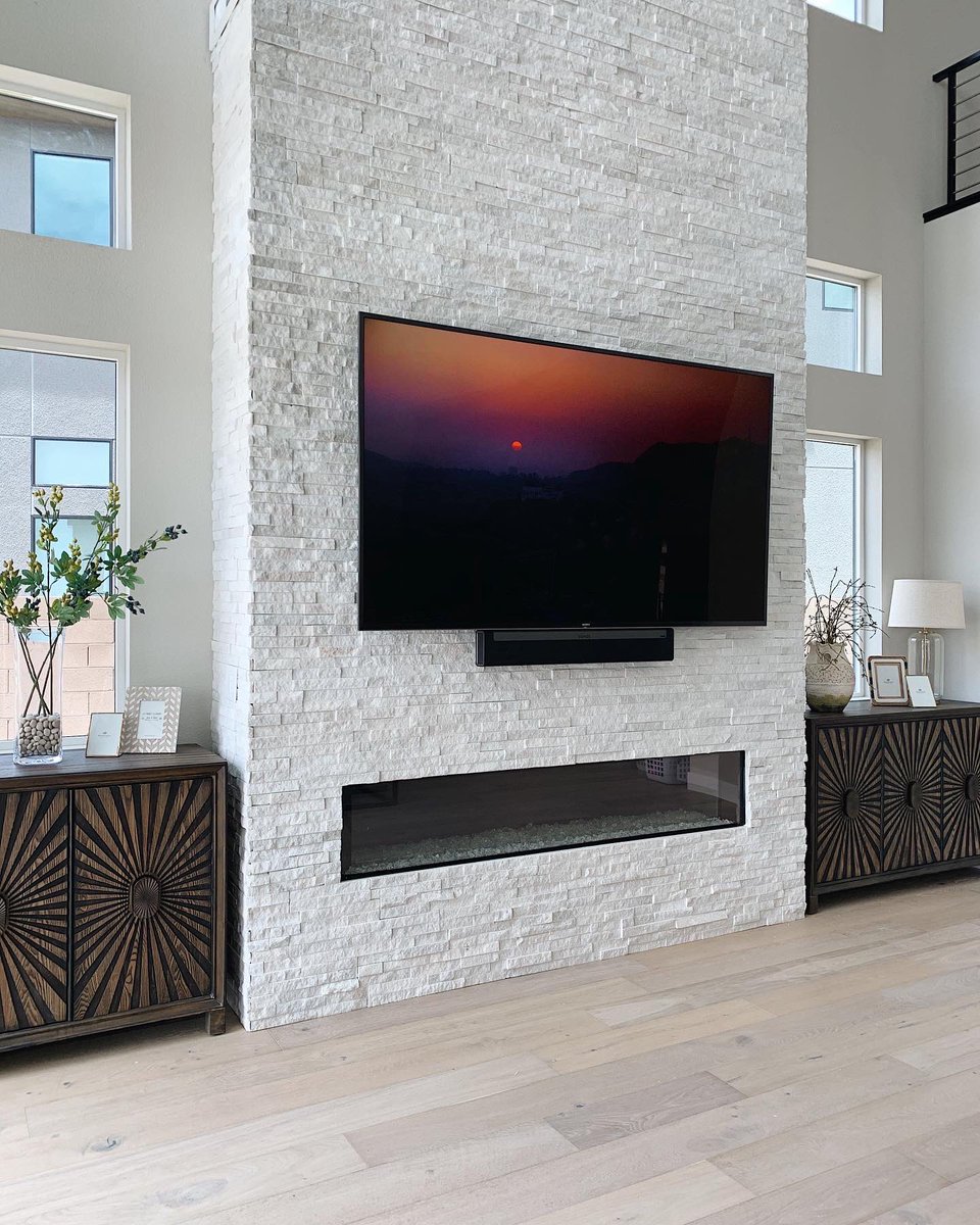 AcousticDesign's tweet image. Today’s stunning installation 🤩 We installed a Sony TV and paired it with a Sonos Playbar, both controlled by Control4. Ready just in time for 4th of July weekend! 

#tvinstallation #tvinstall #tvmounting #avinstall #audiovisual #smarthome #homeautomation #homeentertainment