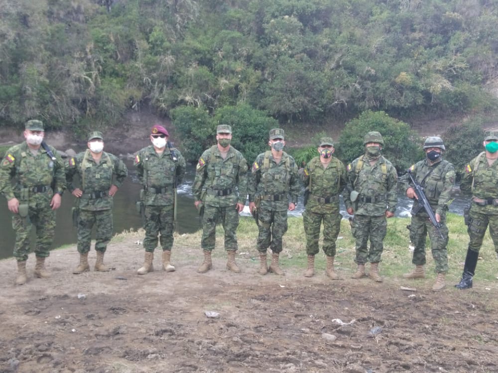 httpspbstwimgcommediaEb3kLM9XQAAZTT_formatjpgnamemedium