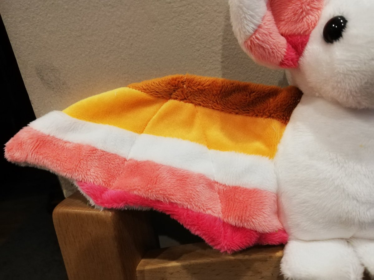 BananaSewing's tweet photo. #pride #lesbian
Love this girl!!! She came out really nice, I wasn't sure about the colours at first but I think they actually worked out better than expected!

Pattern by @beezeeart and can be found here:https://t.co/B4sPe8fdnK https://t.co/dfCDoqDuVc