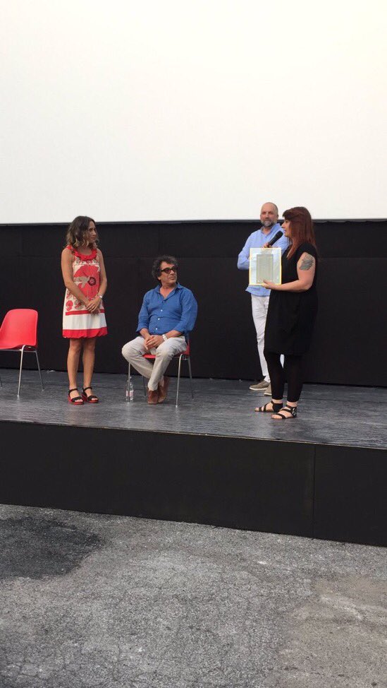 Robinson di Repubblica tweet media