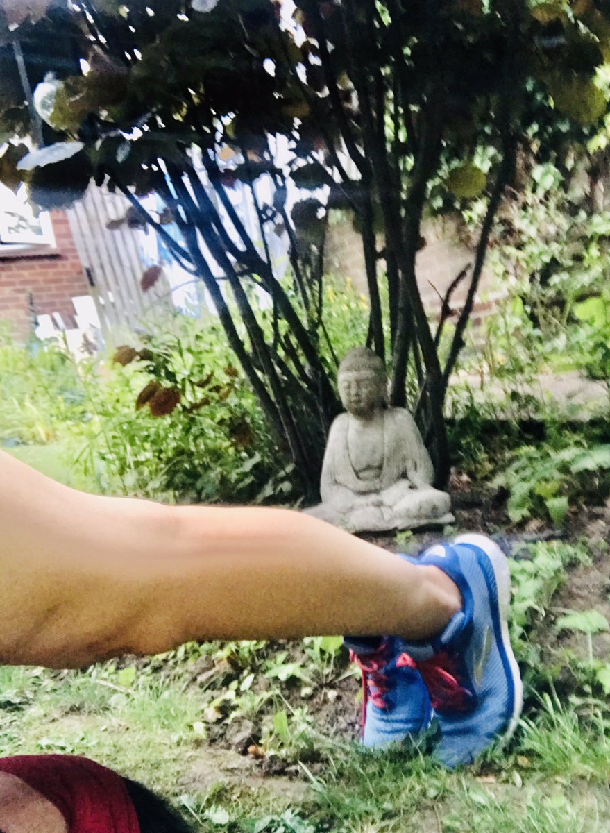 38/41 day of RWRunstreak,  I’ve slightly twisted my ankle 🥴Just another 3 days and then rest.👍 Happiness is struggling, enduring &amp; then accomplishing! #runtimeisfuntime