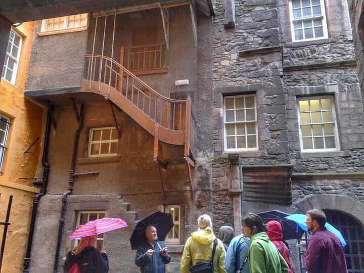 EdinburghGuides tweet picture