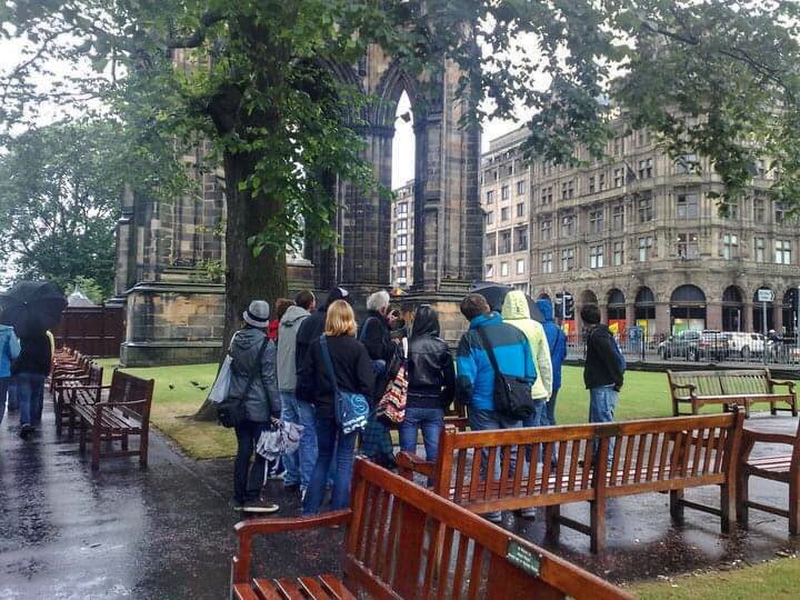 EdinburghGuides tweet picture