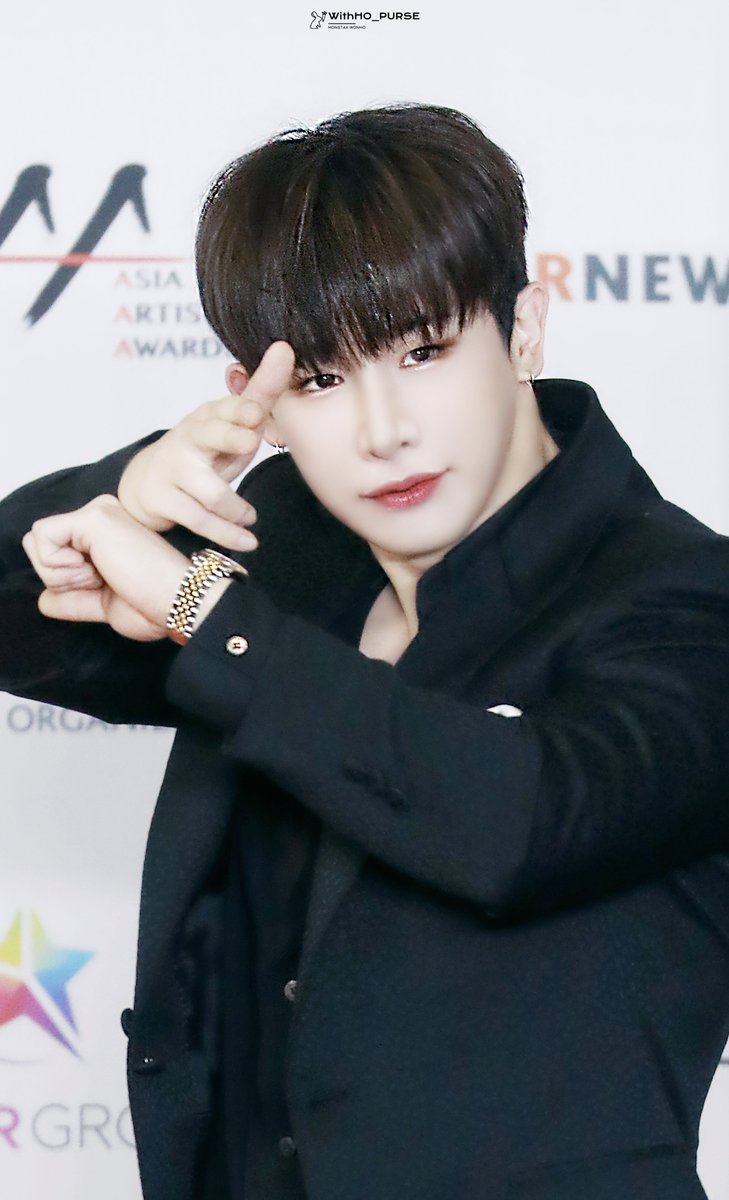 WH____9331's tweet image. 181128 AAA  🐰🐢    

❤️🧡💛💚💙💜🤍

#MONSTA_X #몬스타엑스
#원호 #WONHO 
#형원 #Hyungwon #ShootOut
@official__wonho 
@OfficialMonstaX