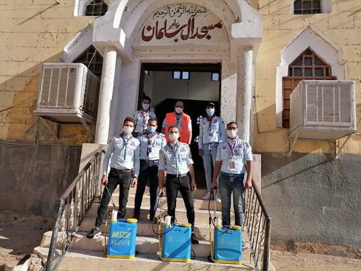 Albaraasahloul's tweet photo. فريق الجوالة أثناء جولة تعقيم المساجد ب اشراف من وزارة الشباب والرياضة ❤❤💪
#وزارة_الشباب_be_safe https://t.co/zMj5awAlTX
