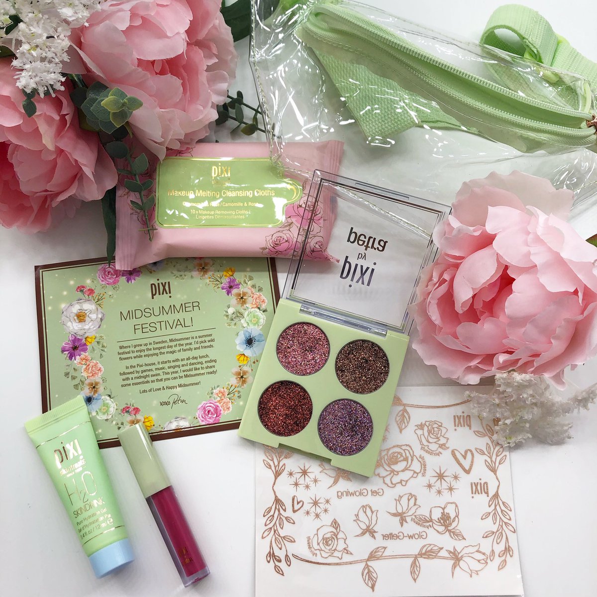 makeupbycina's tweet photo. Thank you so much @PIXIBeauty 
Midsummer Festival!! Loveee the packaging 🤍 full details on my IG https://t.co/NxLUppIoef https://t.co/ELB2eQAWrZ