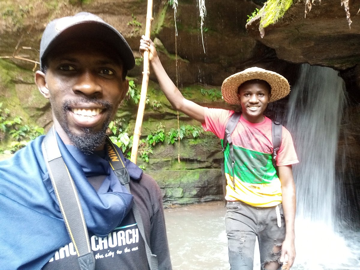 oyibo_ugbo's tweet photo. Mid year hike with #themountaineer
Location: Ugbo, Awgu Enugu State. Spots: Ofesi Hill, OgbaNgwu, Mgboko Ogba, Ululo Waterside... Gist for tomorrow, very exhausted๐๐ https://t.co/VGFCHZoBQ4