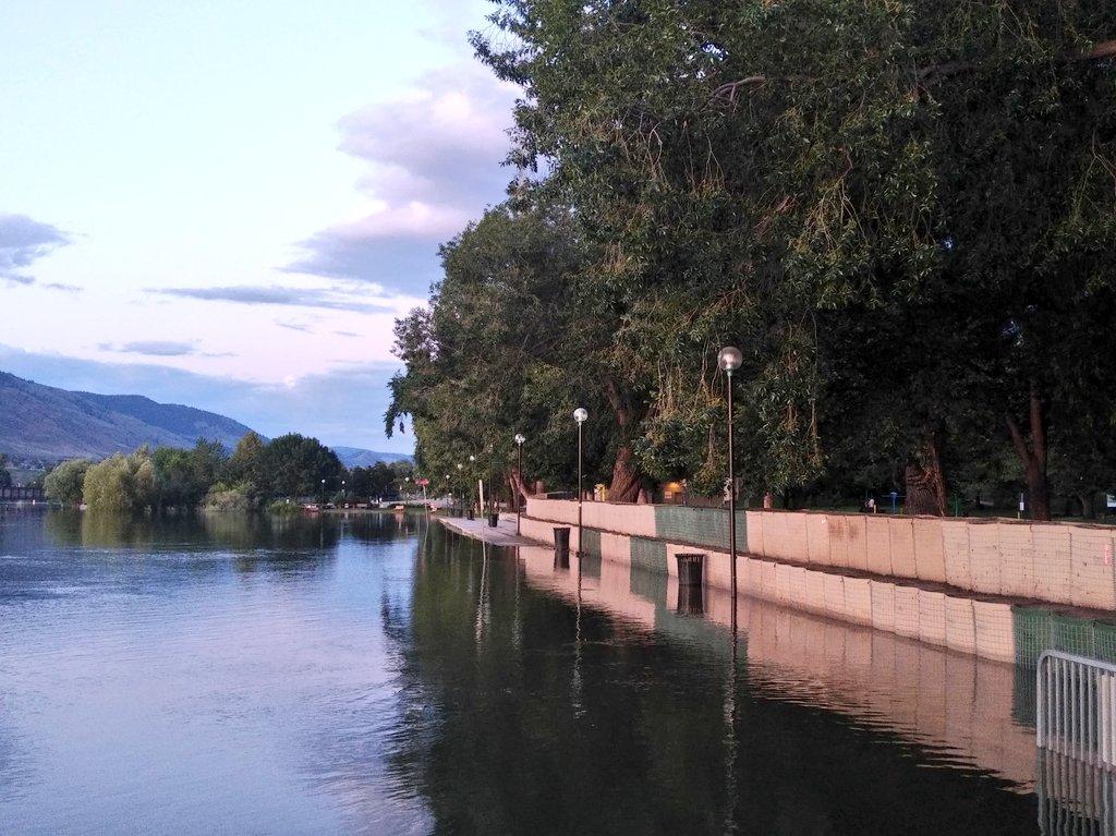 Riverside Park in #Kamloops one year apart.