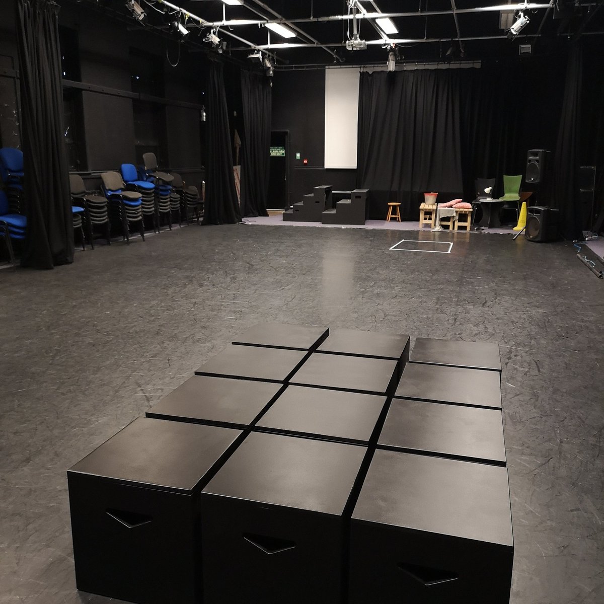 Sales@dramablocksuk.co.uk