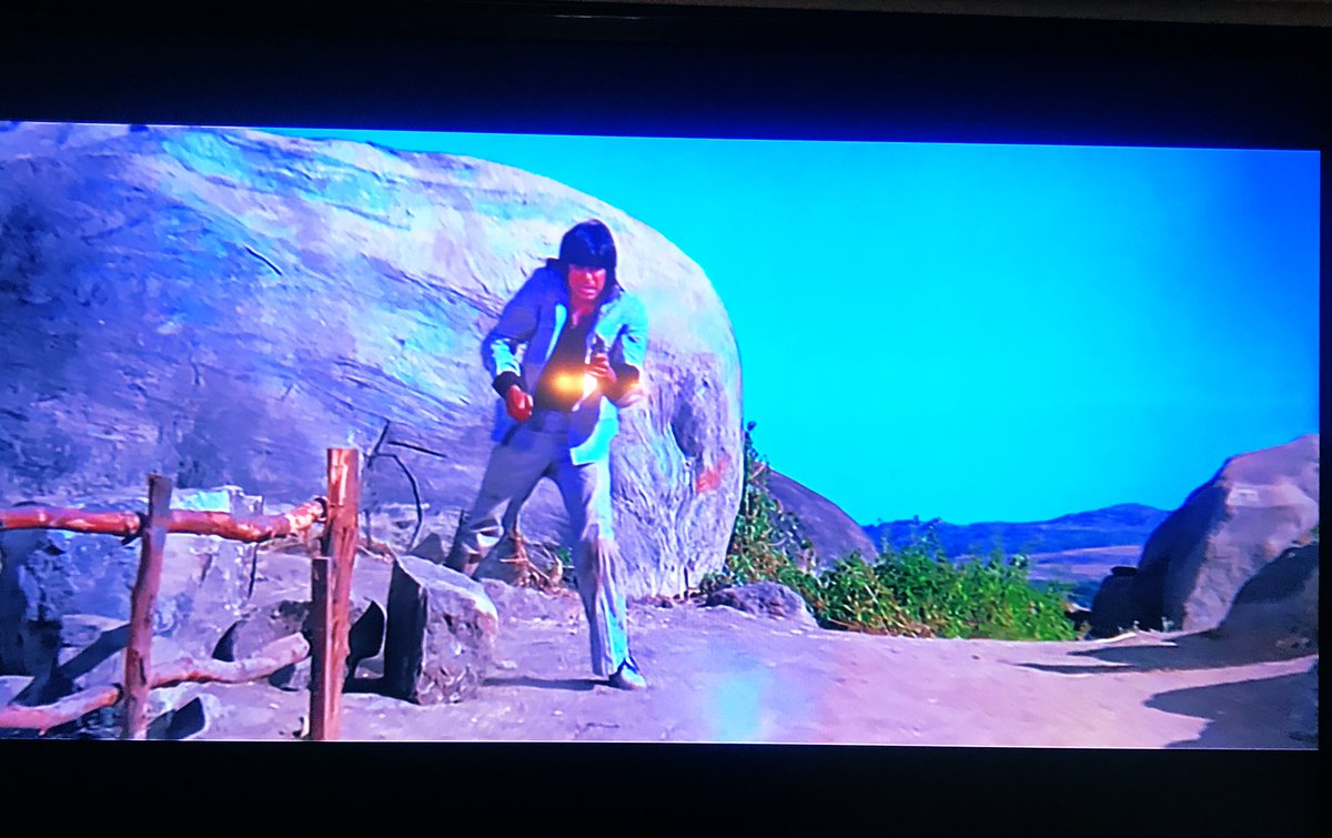 sid_sharma's tweet photo. @SrBachchan sir सुप्रभात . Just finished watching #sholay for the 100th time . Still a masterpiece in totality after 45 years . Wishes from #Boston . Stay safe https://t.co/d6PNQNmWOI