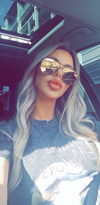 Classy or casual !!! https://t.co/ZqkSqaFlag<a href="/tag/mvsales"class="tags"><span>#mvsales</span></a><a href="/tag/mvtrans"class="tags"><span>#mvtrans</span></a>