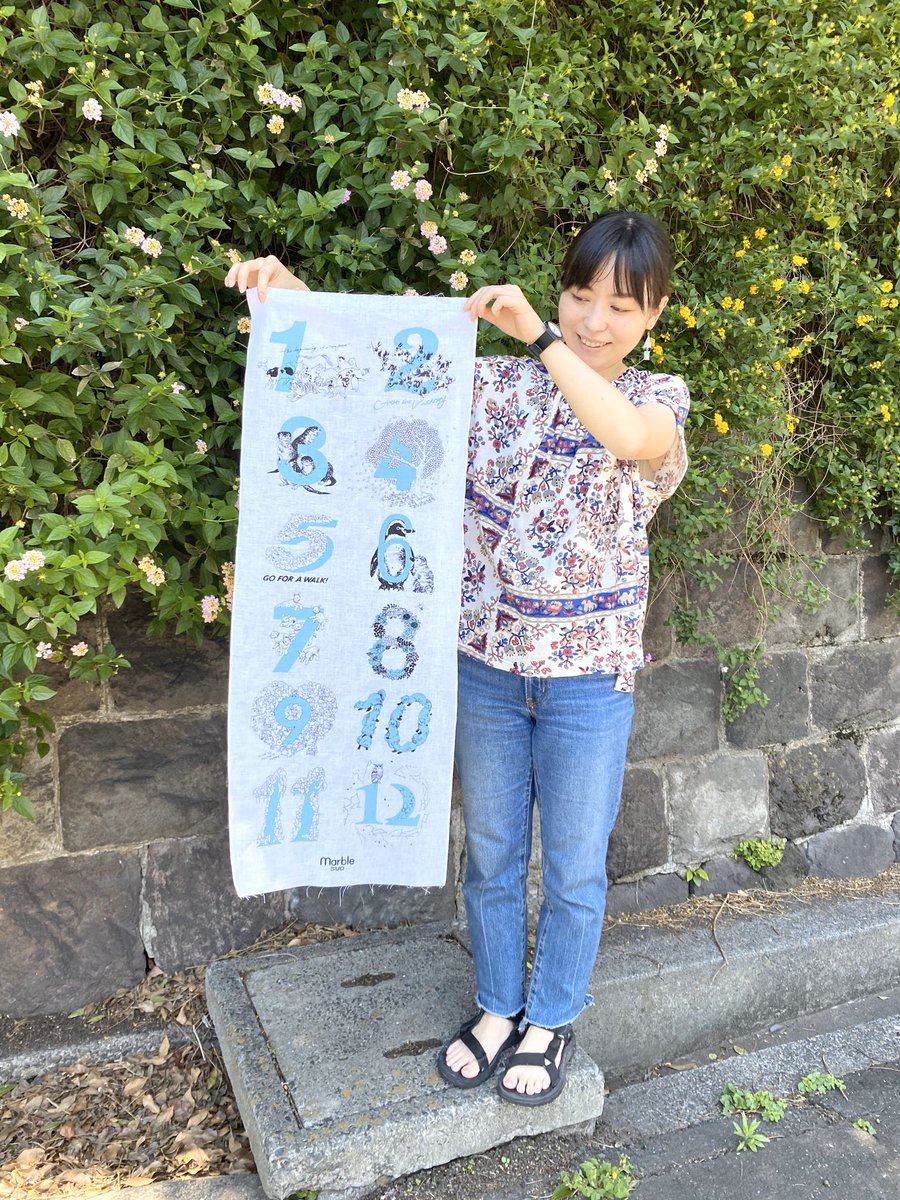 Marble Sud 恵比寿本店 7月のマンスリーは夏に大活躍な手ぬぐいです 12ヶ月分のイラストが載った贅沢なデザイン 10 Taxとお手頃価格が嬉しい お土産にぴったりなアイテムです ぜひお早めにチェックしてください スズケ まなてぃ マーブル