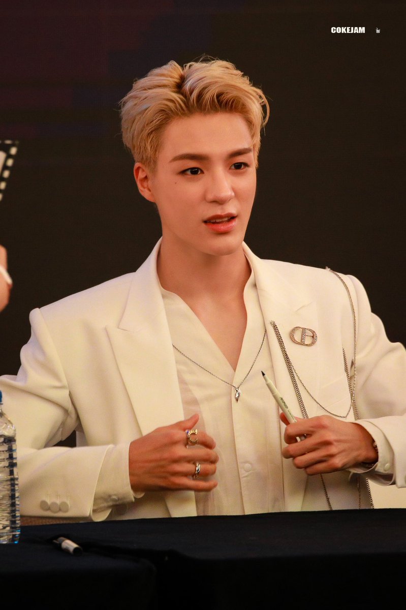 CokeJam423's tweet photo. 190810

#엔시티드림 #NCTDREAM     #제노 #JENO 👑 https://t.co/WYX828PjgS