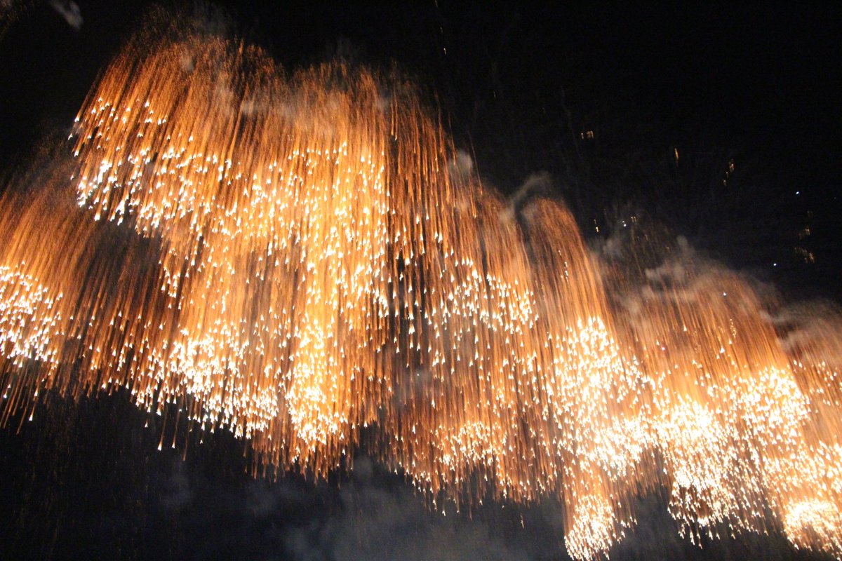 和倉名物三尺玉 北陸中日夏花火 公式 Hokuchuhananet Twitter