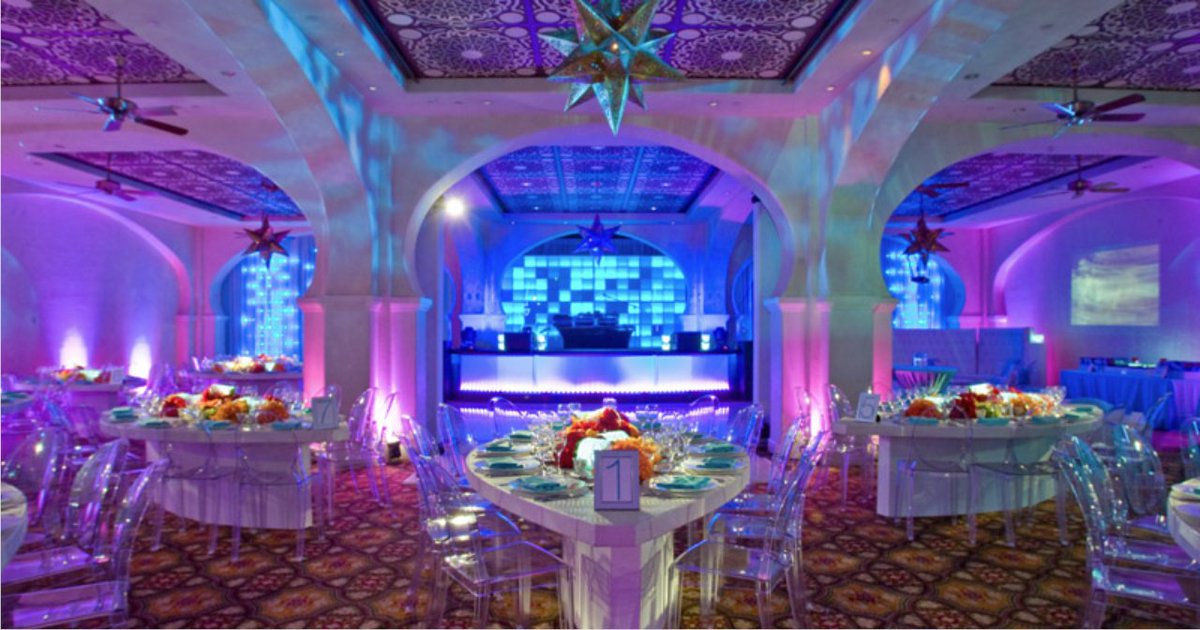 ESPaudiovisual's tweet photo. We may not be together in person right now, but we certainly look forward to bringing communities together in our stunning environments soon...

#AudioVisual #CommercialAV #LEDLighting #AVProductionUSA https://t.co/bE8R6y7lDu