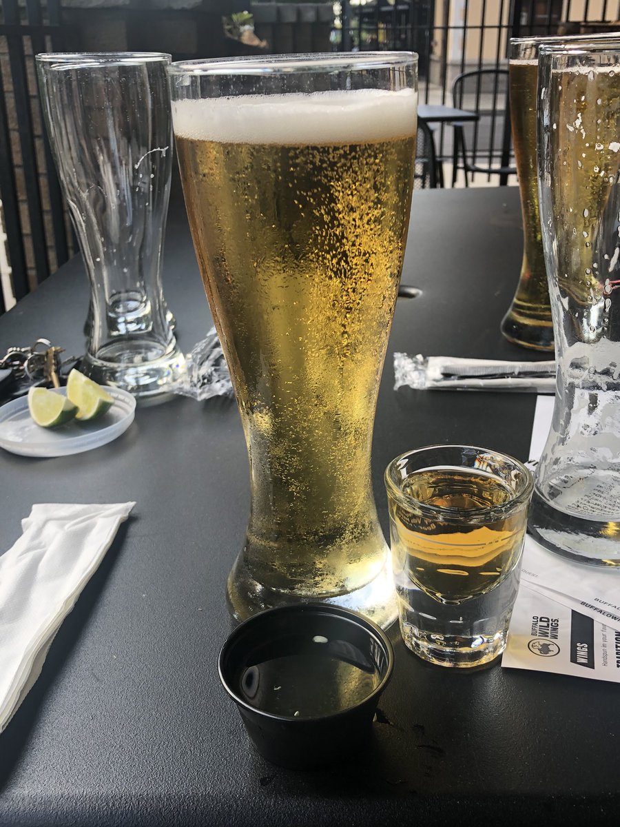 Charles_James1's tweet image. It’s Friday o’clock somewhere. #Picklebacks