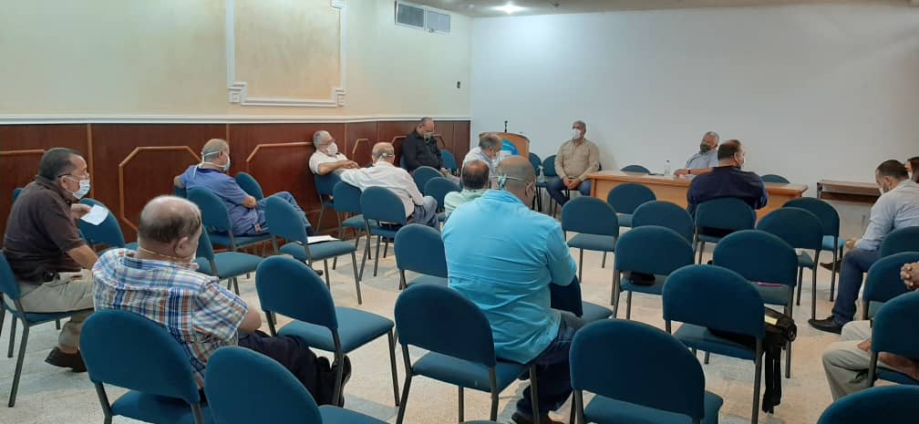 El encuentro entre el Sec. Gral. de Gob. Edgar Delgado y los representantes de Asociación de Clínicas de Guayana (ASOCLIGUA), busca  dar respuesta a las solicitudes  en pro de mejorar la atención y prevención,del personal que labora en los diferentes espacios de la gobernación